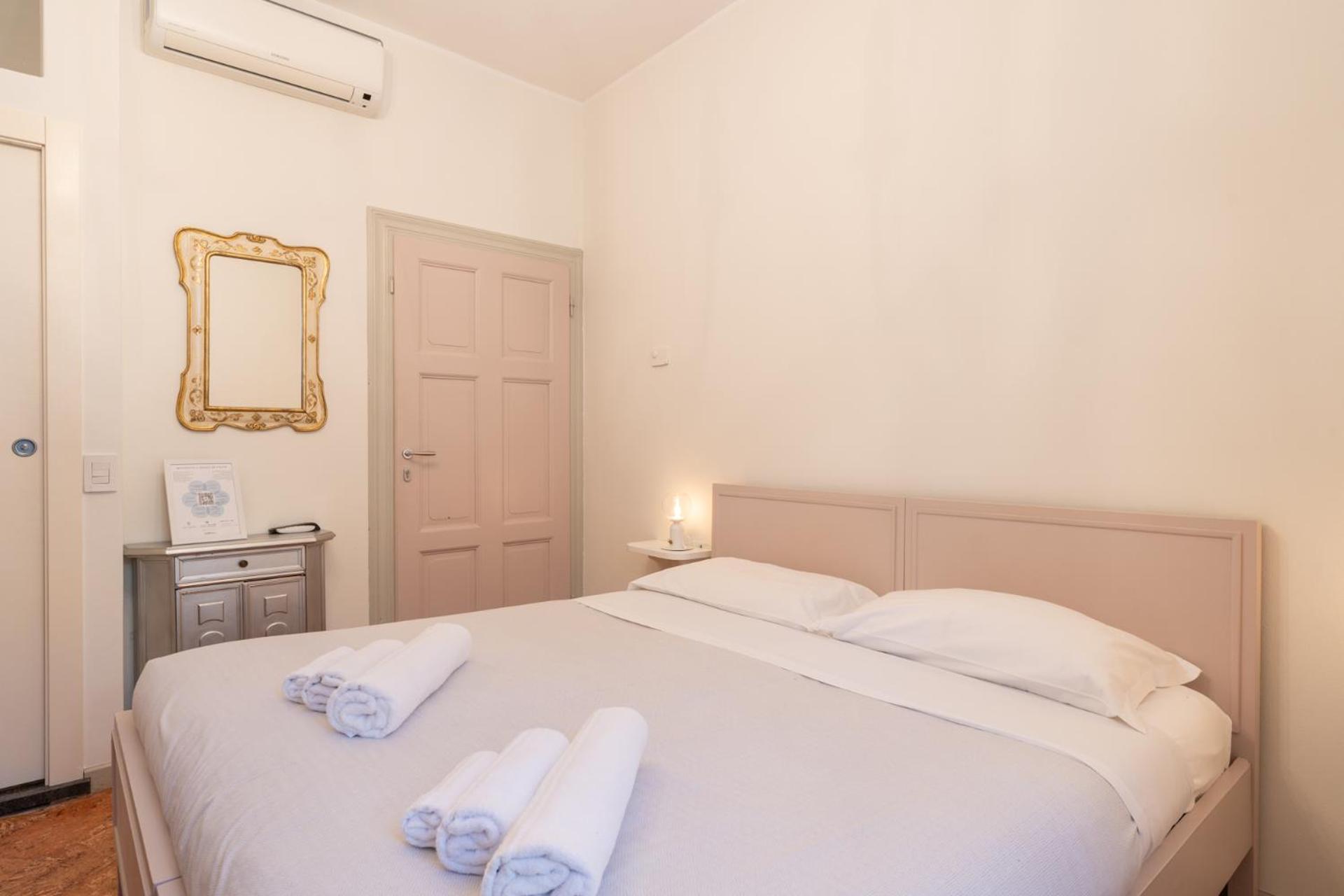 Chiave Di Volta Lovely Guesthouse With Terrace Varenna Exterior photo